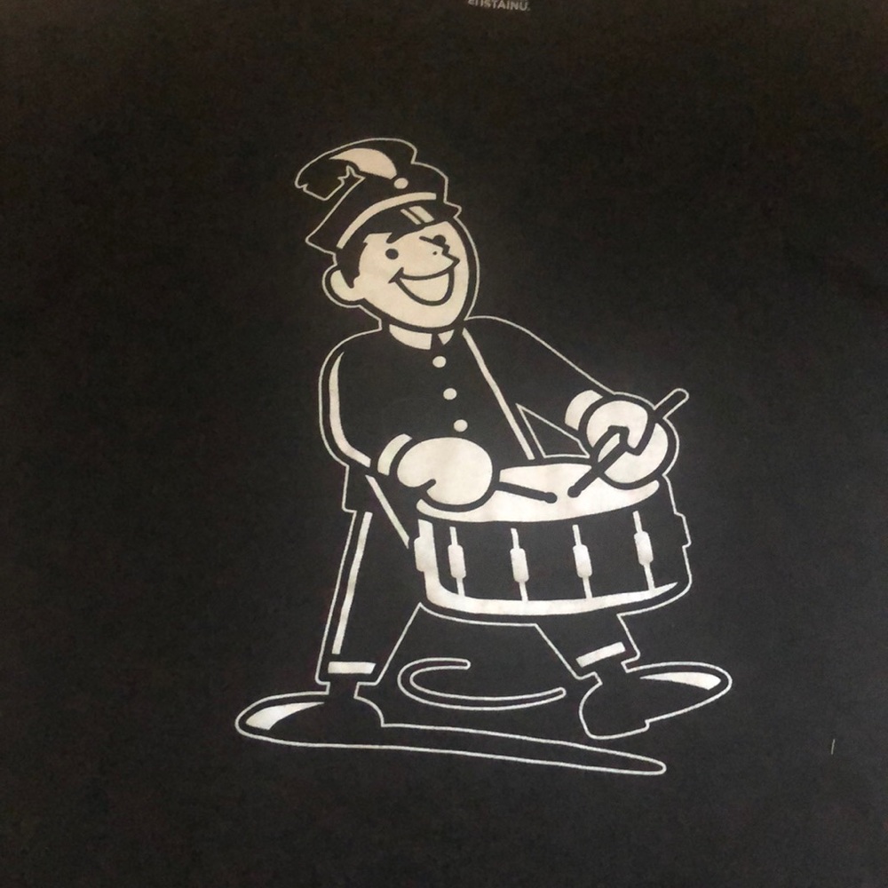 Tee shirt